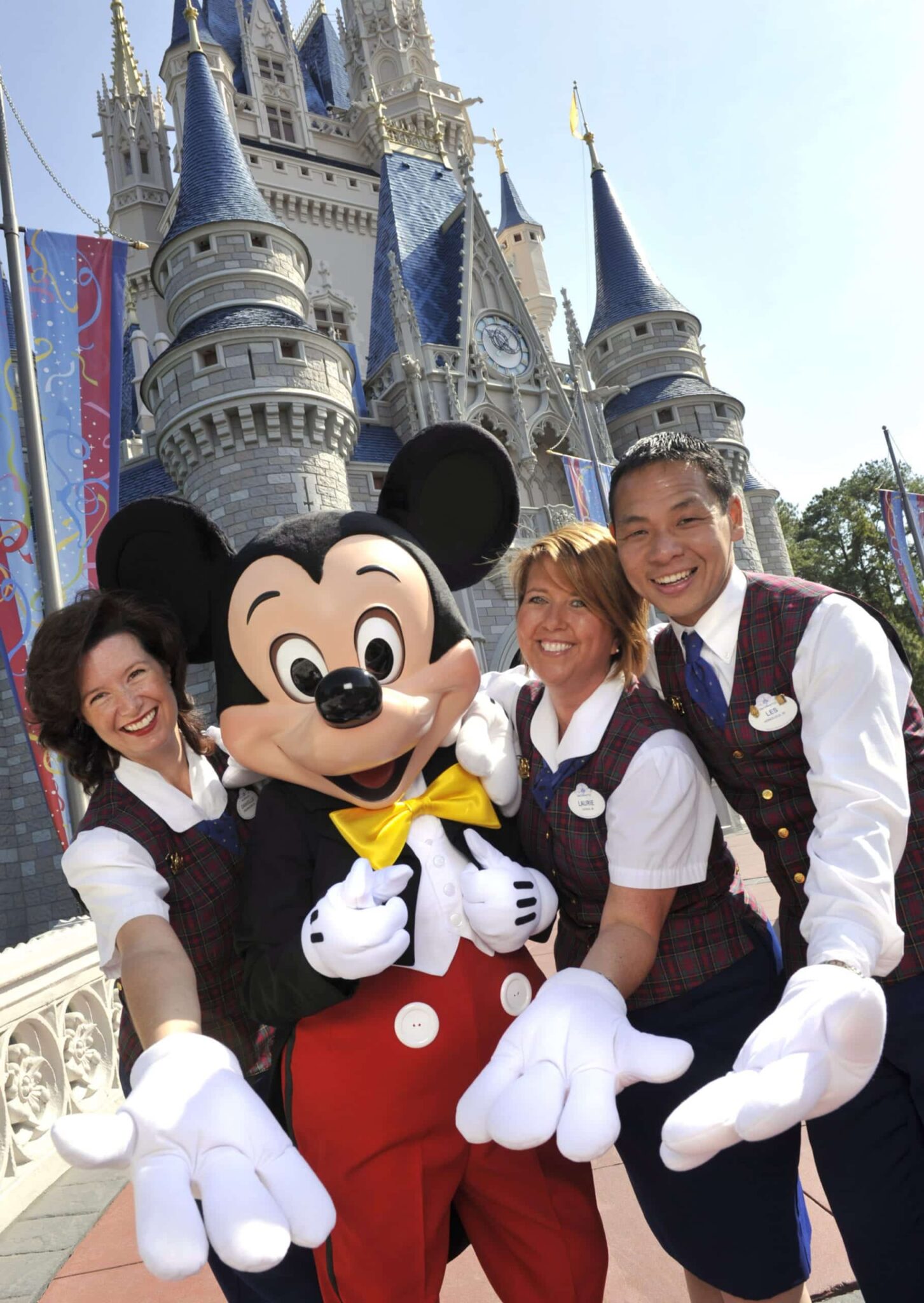 Walt Disney World VIP Tour Guides Make Magic for Guests from Around the World | The Main Street Mouse