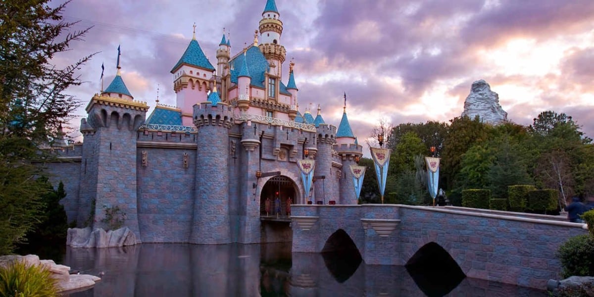 How to Plan the Perfect Disneyland Vacation