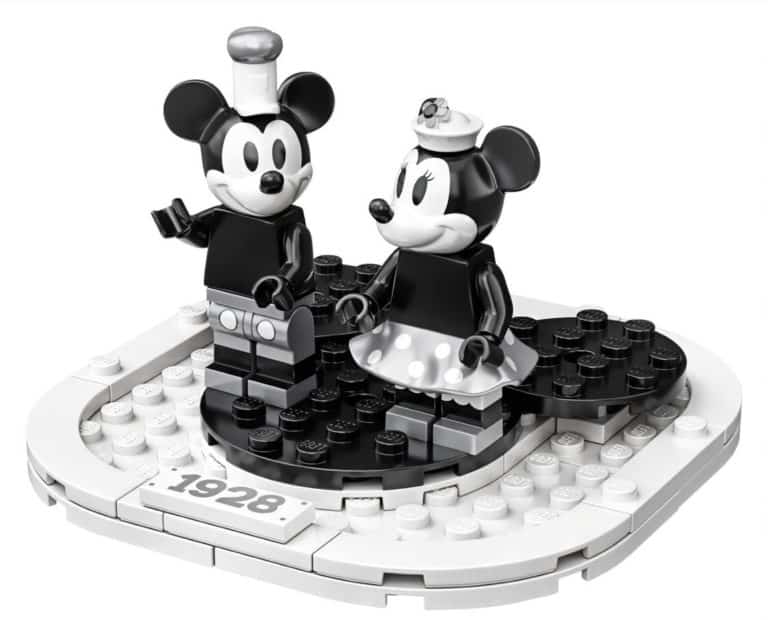 steamboat willie lego 24