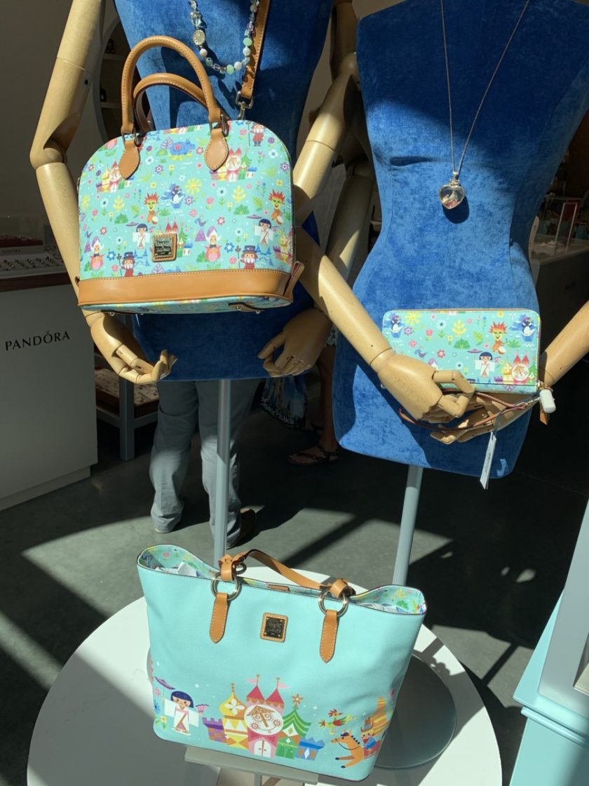 dooney and bourke small world 2019