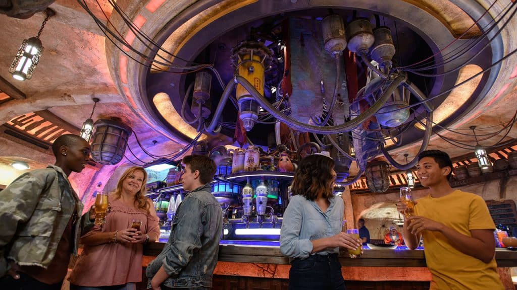 Star Wars: Galaxy’s Edge – Oga’s Cantina