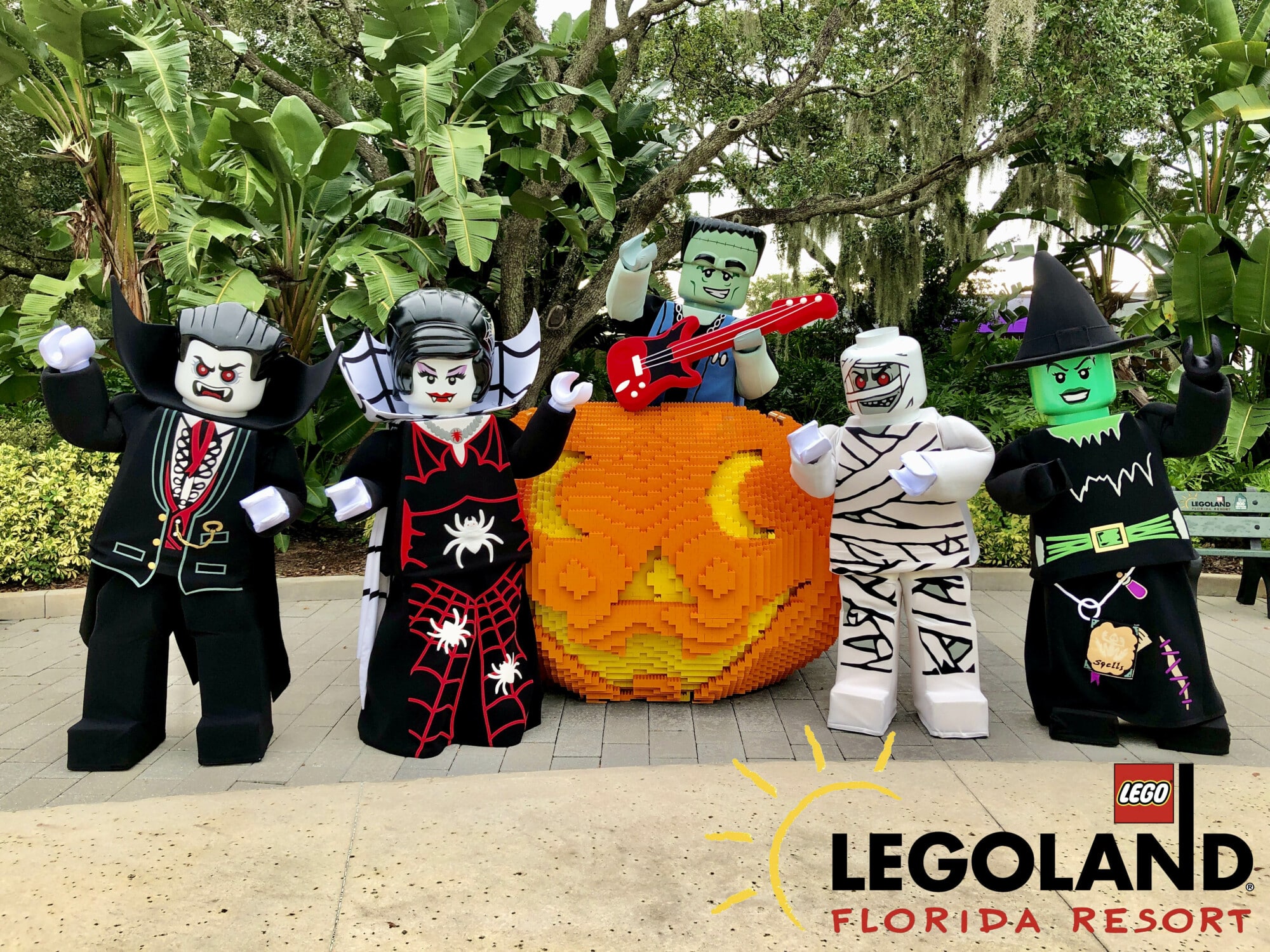 Brick or Treat MONSTER PARTY at LEGOLAND FLCharacters at Pumpkin copy | The Main Street Mouse