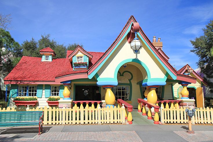 Mickey’s Country House