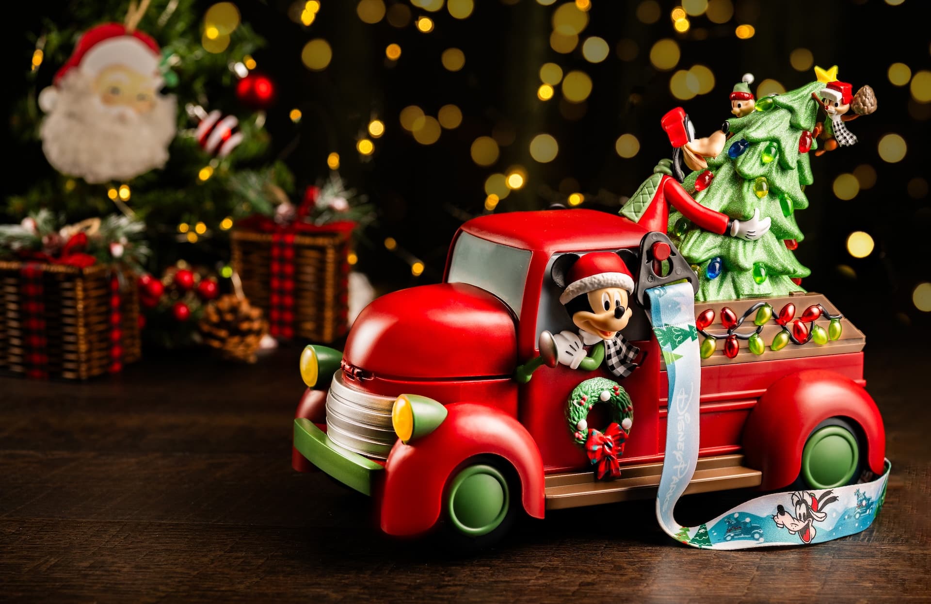 a Delicious Look at the 2025 Mickeys Very Merry Christmas Party Menu