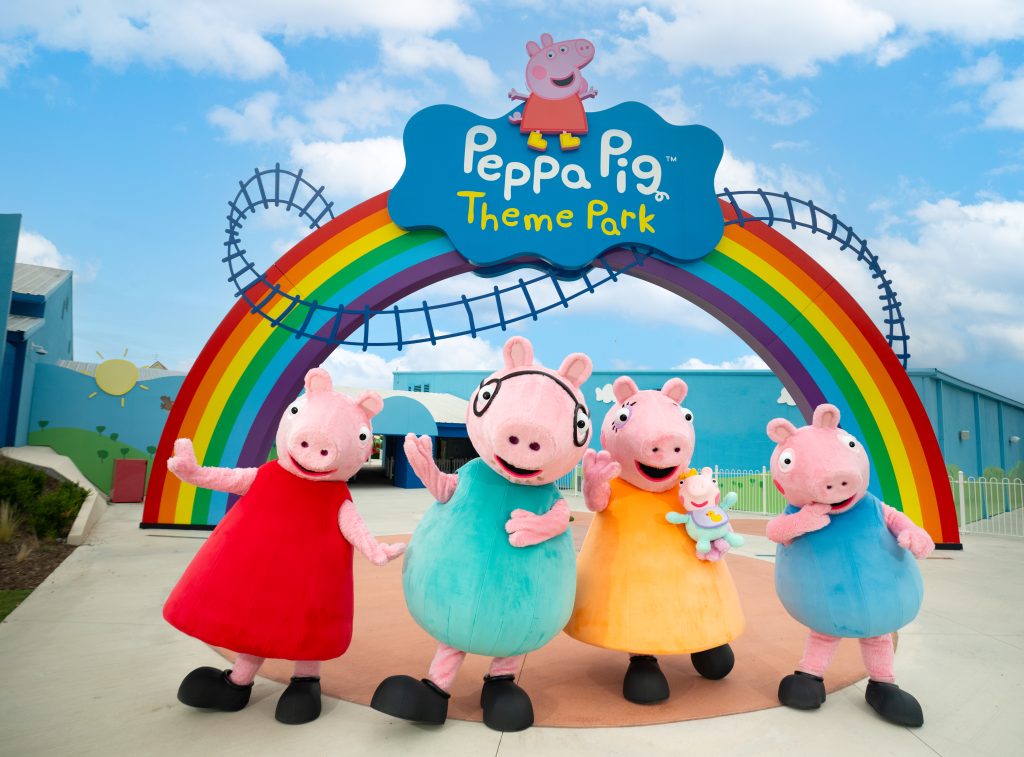Peppa Pig Theme Park Florida Introduces egg Hunt with Peppa for Spring Break and Easter