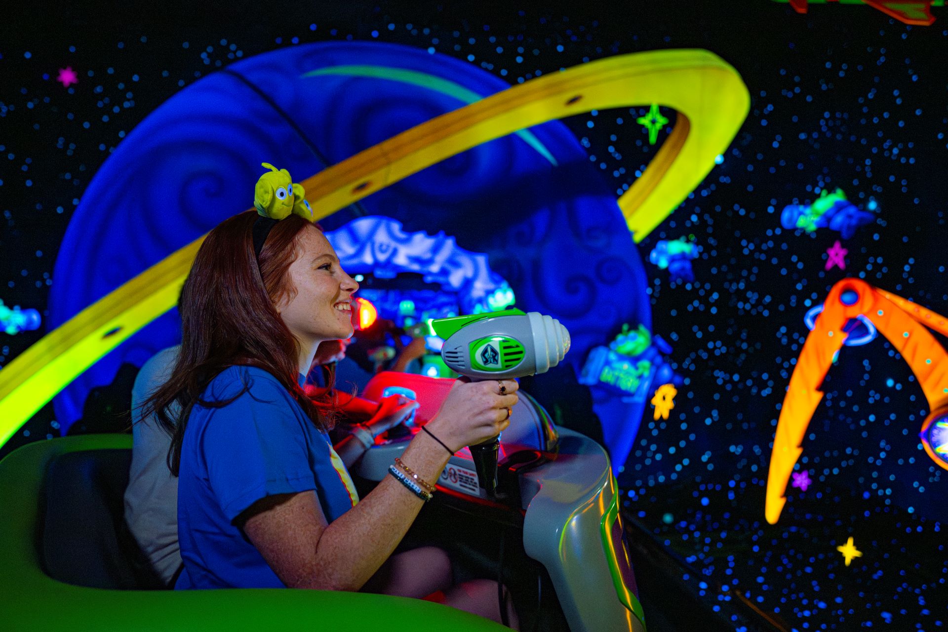 FurtherTargetsAreWorthMoreonBuzzLightyearsSpaceRangerSpin | The Main Street Mouse Further targets are worth more on buzz lightyears space ranger spin