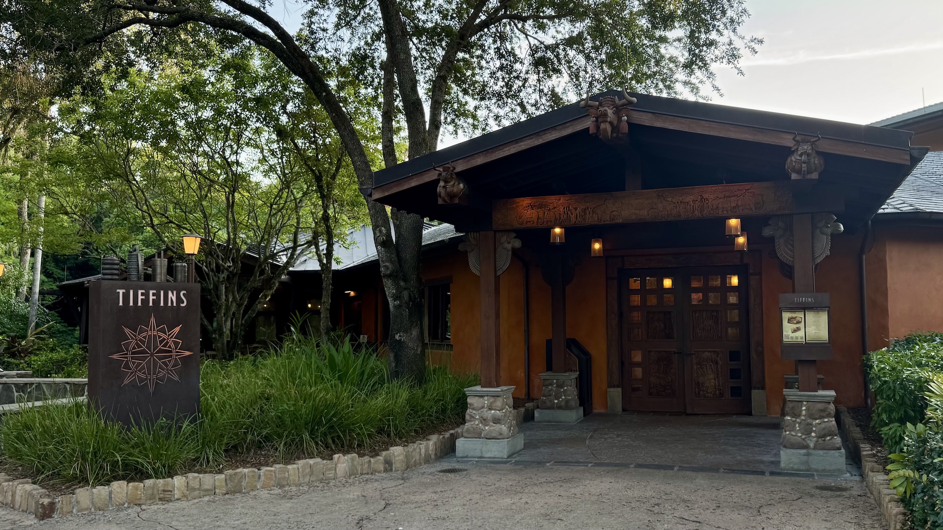 2026WDWTiffinsRestaurantAnimalKingdom17 | The Main Street Mouse 2026 wdw tiffins restaurant animal kingdom 17