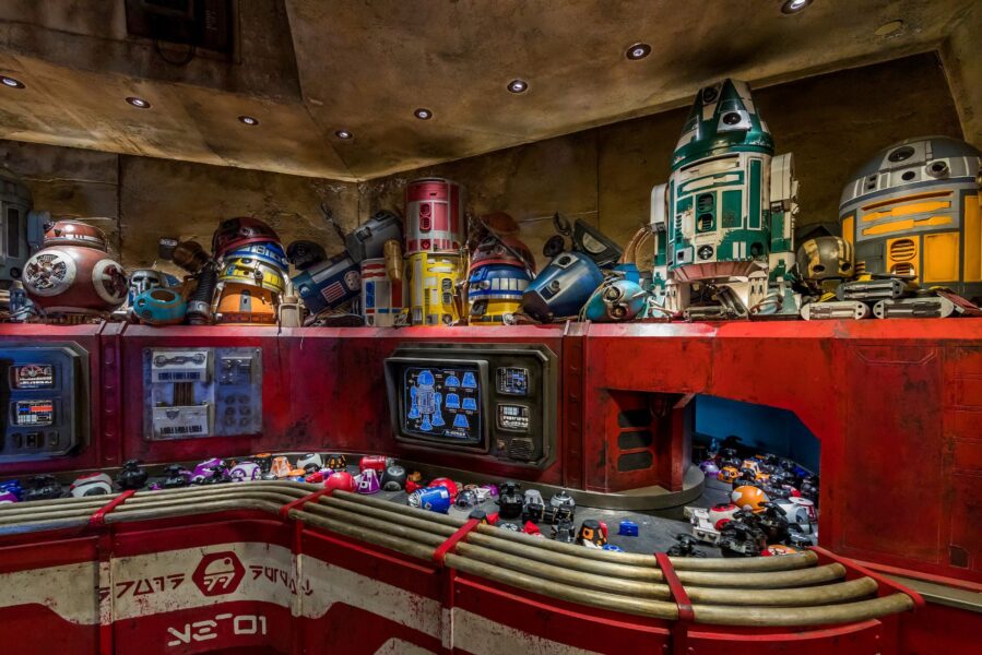 DroidDepotDisneyland | The Main Street Mouse Droid Depot Disneyland