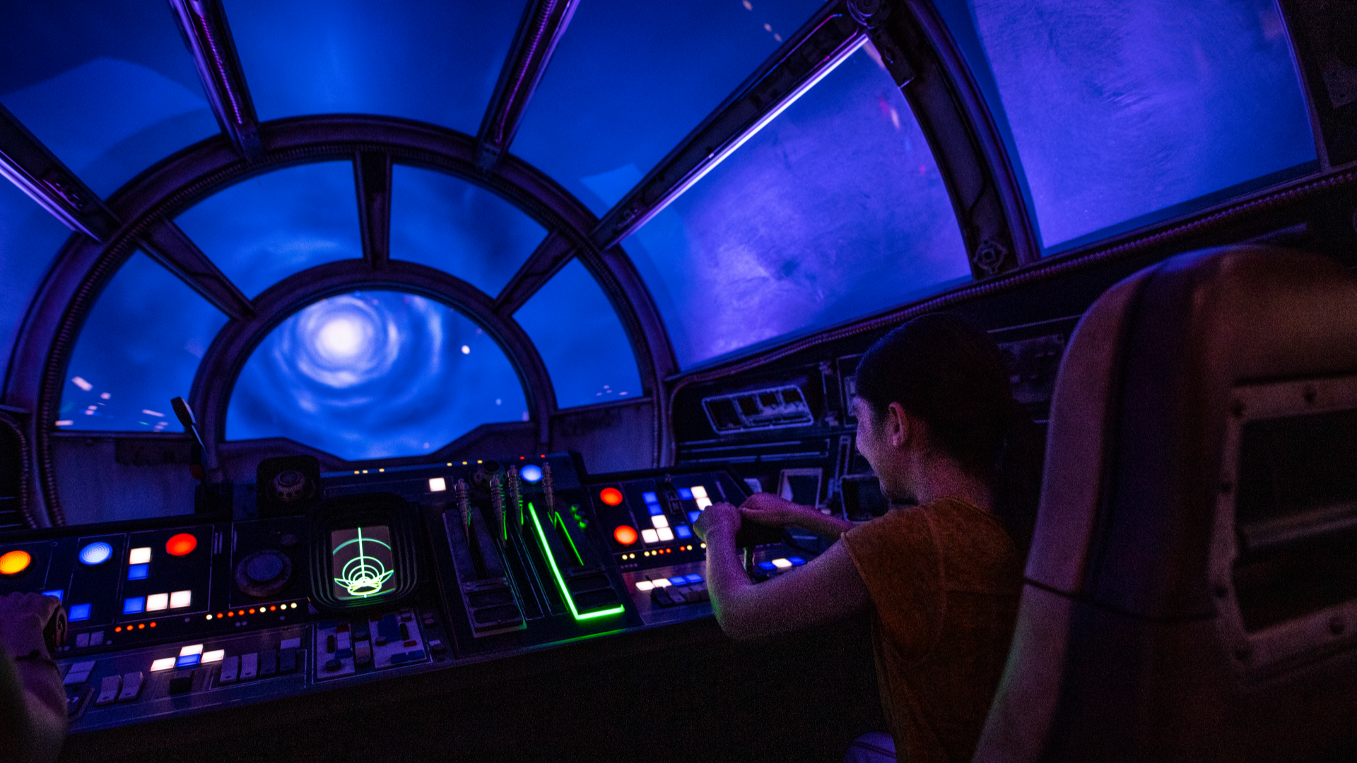 FlyingtheMillenniumFalcon 1 | The Main Street Mouse Flying the millennium falcon 1
