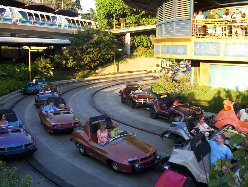 Disneyland Autopia | The Main Street Mouse Disneyland Autopia