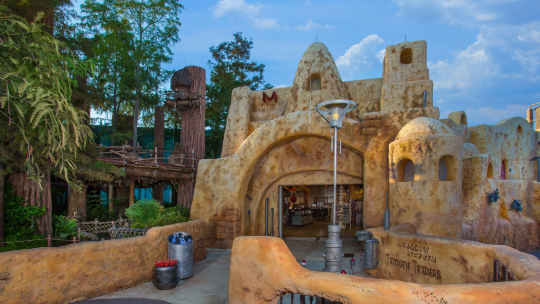 TatooineTradersatDisneysHollywoodStudios | The Main Street Mouse Tatooine Traders at Disneys Hollywood Studios