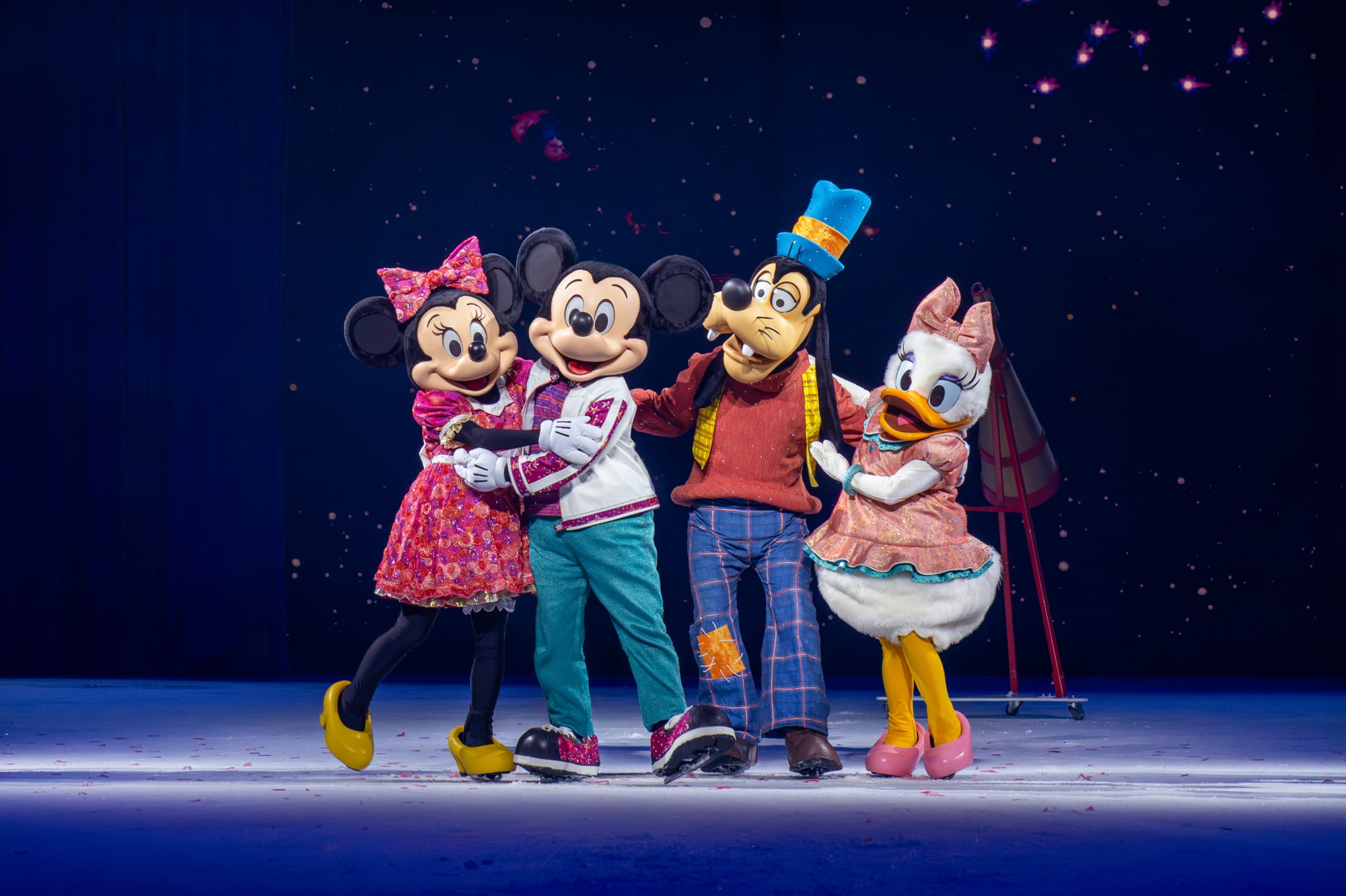 Feld Entertainment Signs Historic 10 year Deal to Continue Producing Disney on Ice