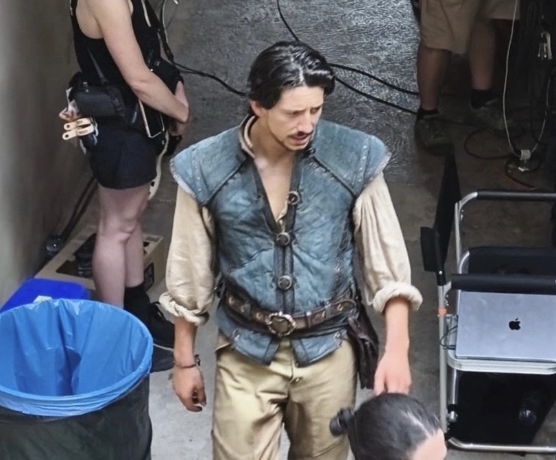 Milo Manheim Flynn Rider