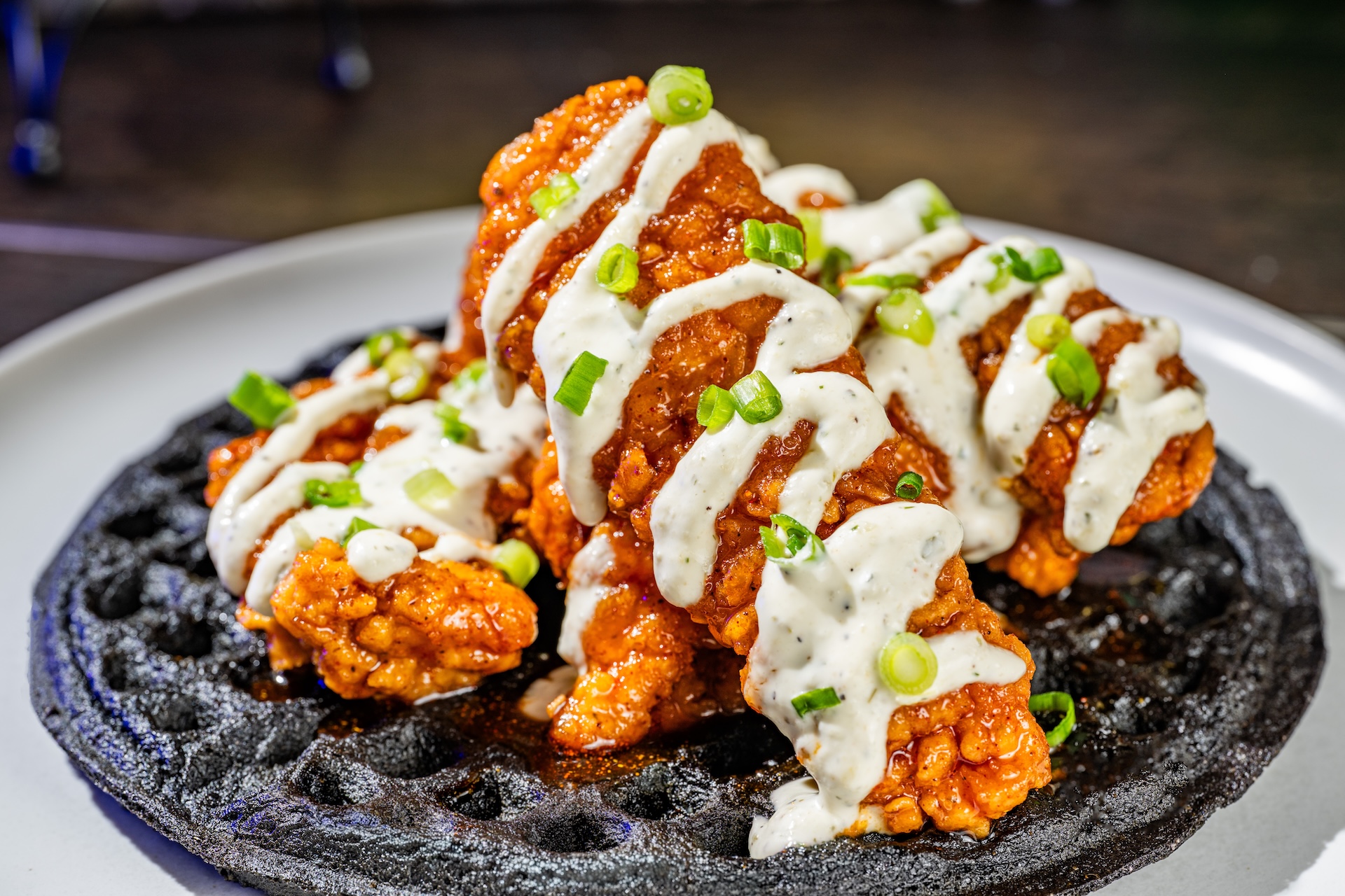 2026WDWMNSSHPFoodieGuideChickenAndWaffles | The Main Street Mouse 2026 wdw mnsshp foodie guide chickenandwaffles