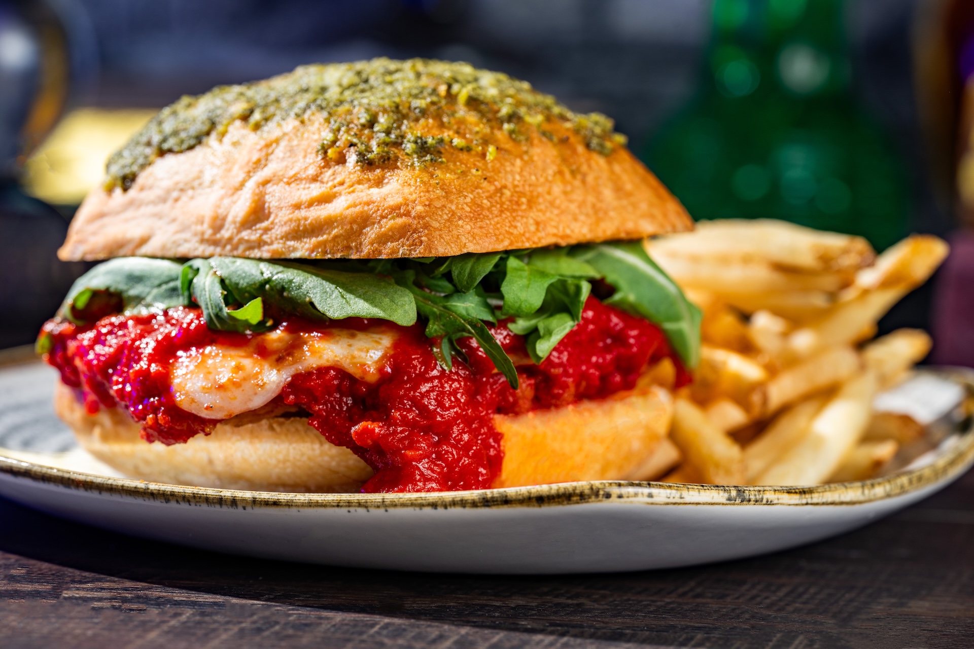 2026WDWMNSSHPFoodieGuideChickenSandwich | The Main Street Mouse 2026 wdw mnsshp foodie guide chickensandwich