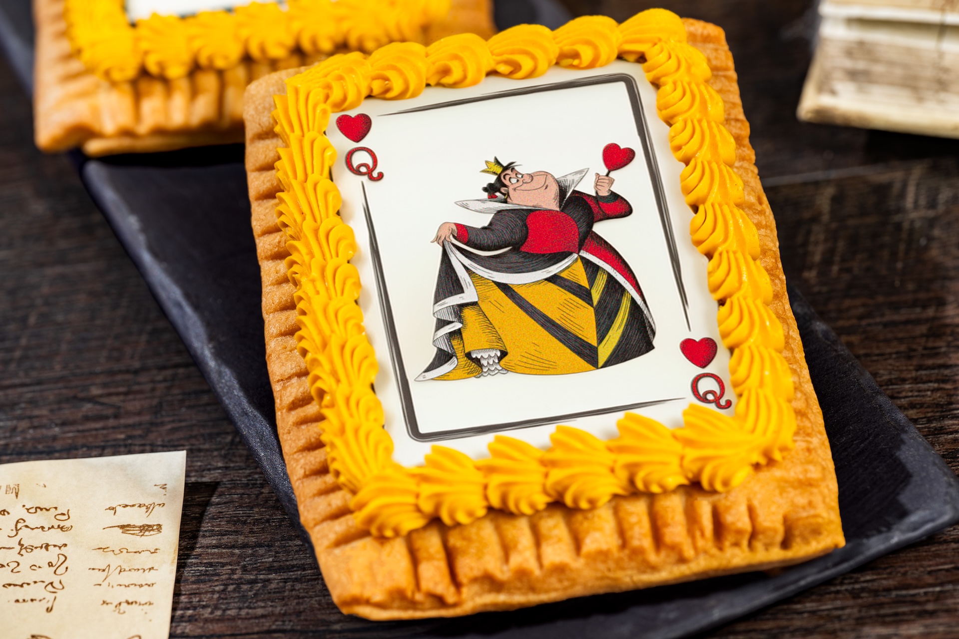 2026WDWMNSSHPFoodieGuideQueenofHeartsTart | The Main Street Mouse 2026 wdw mnsshp foodie guide queenofheartstart