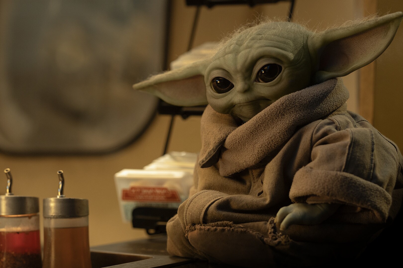 Star wars the mandalorian and grogu watch at home still f5565670