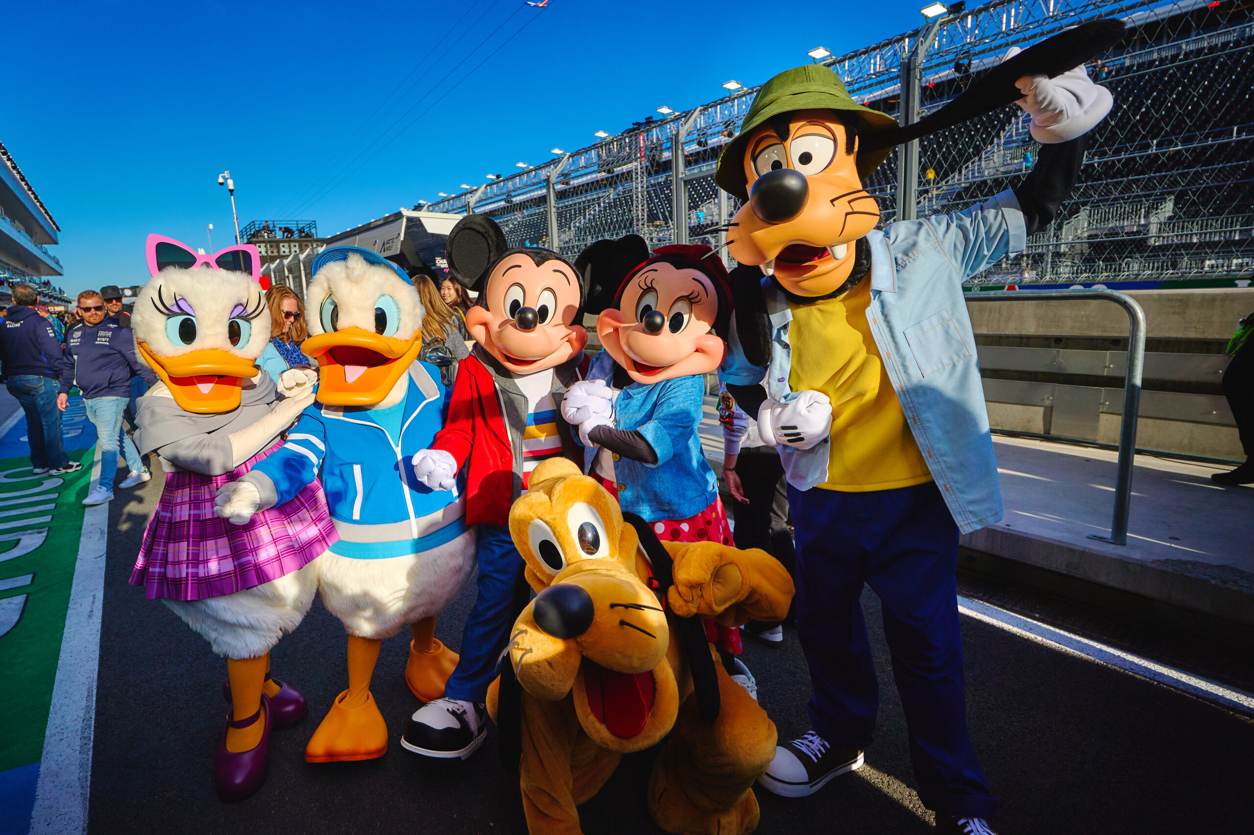 111925BSCharactersPitLane3 | The Main Street Mouse 111925bs characters