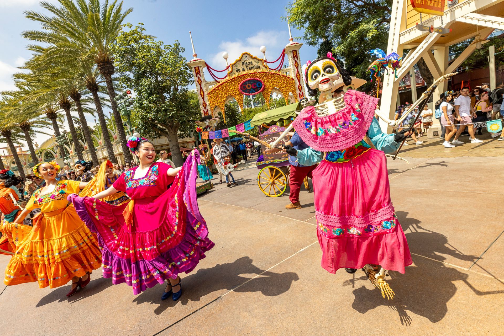 2025 dlr halloween dates and more 15