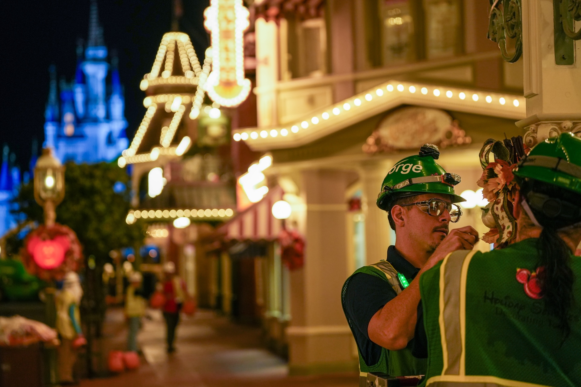 2026 wdw halloween decor transformation 3