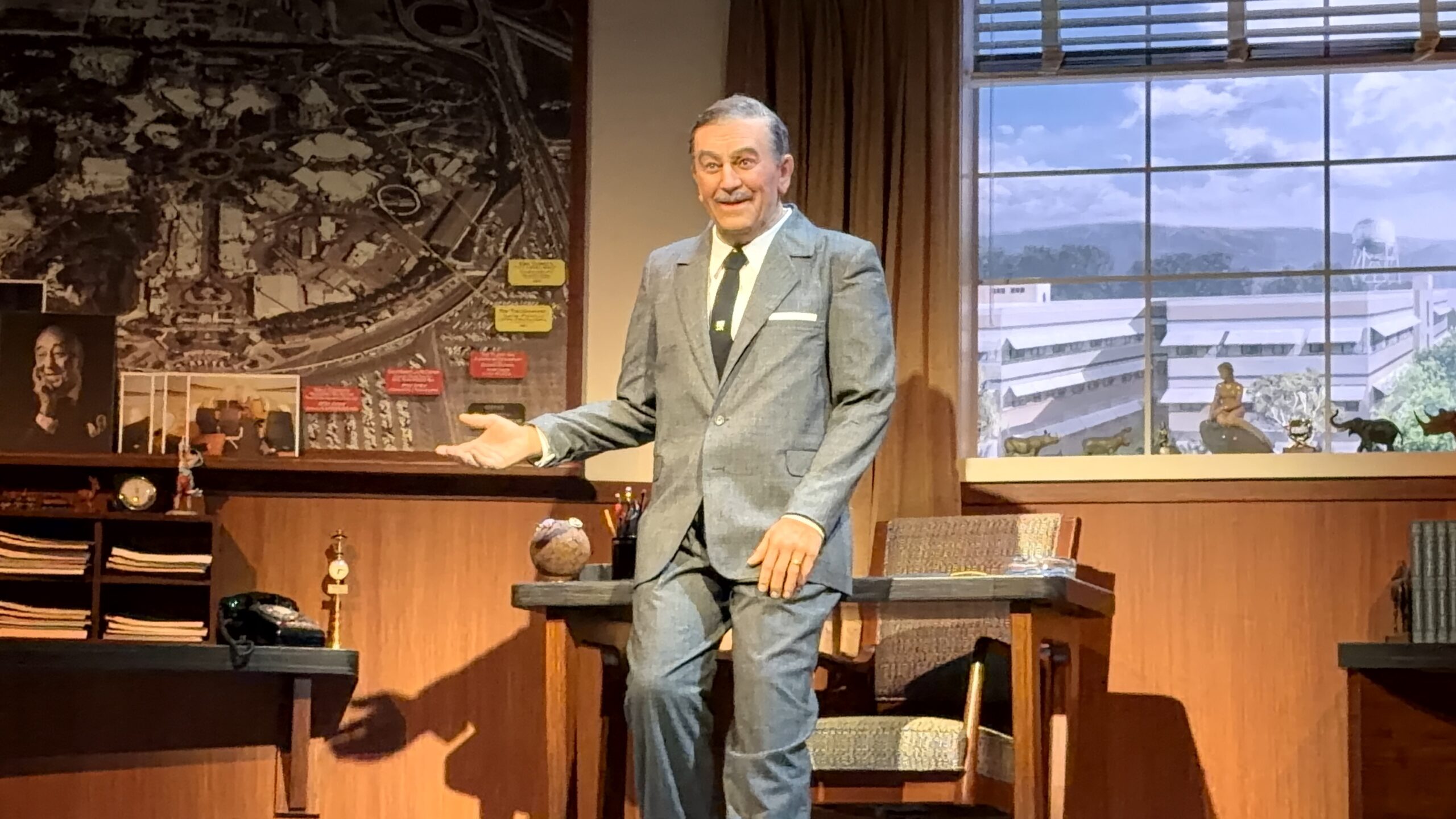 Walt Disney Animatronic | The Main Street Mouse Walt Disney Animatronic