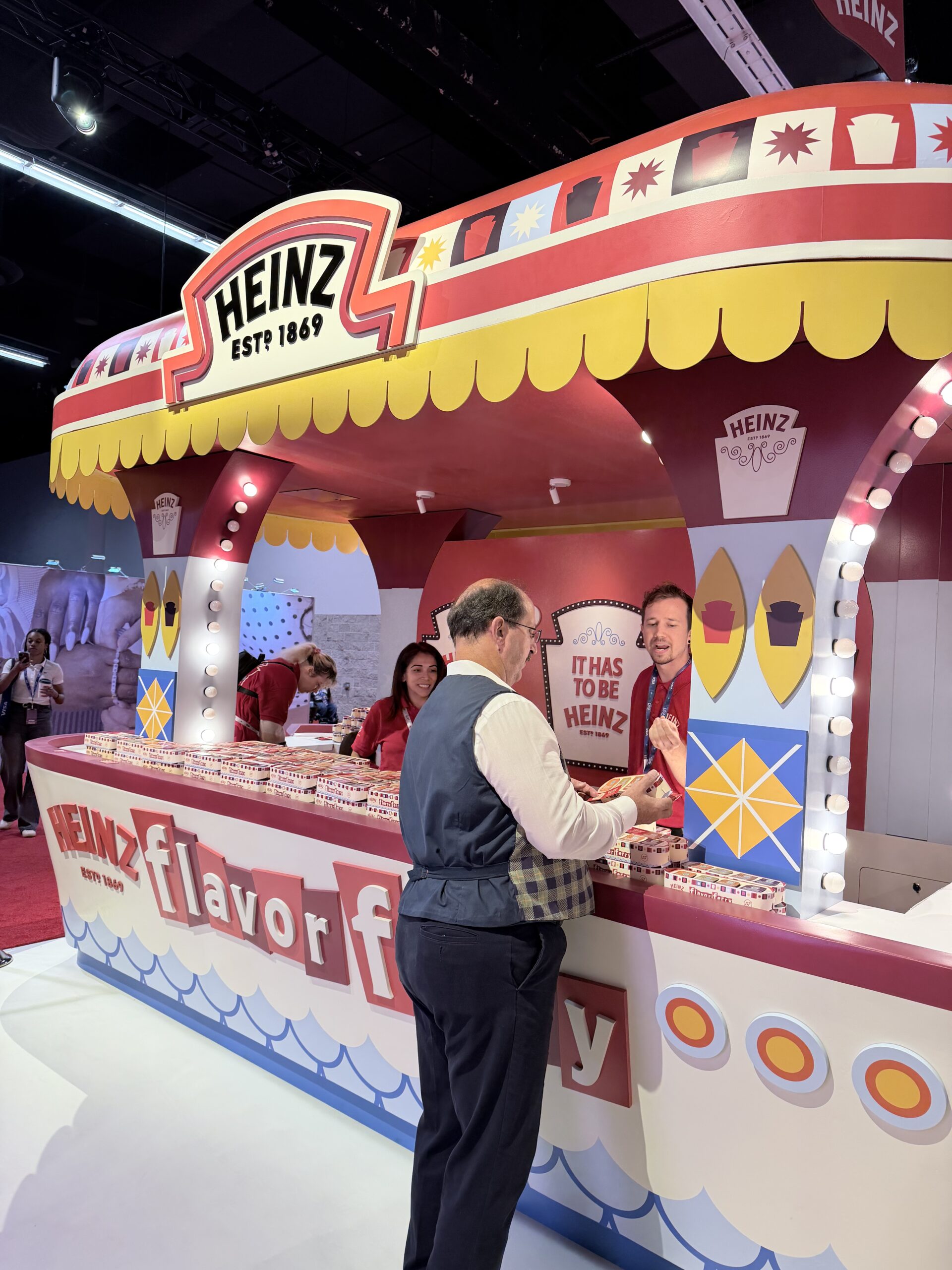 Heinz Booth