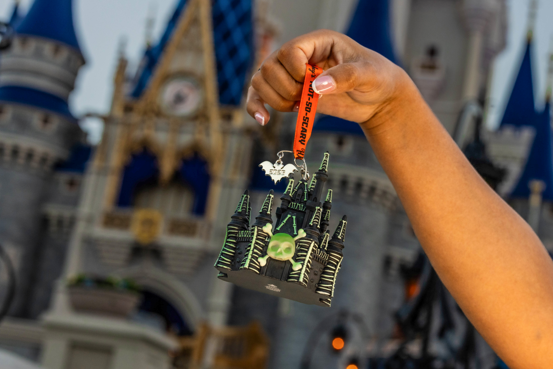MickeysNotSoScaryHalloweenPartyCastle | The Main Street Mouse Mickeys not so scary halloween party castle