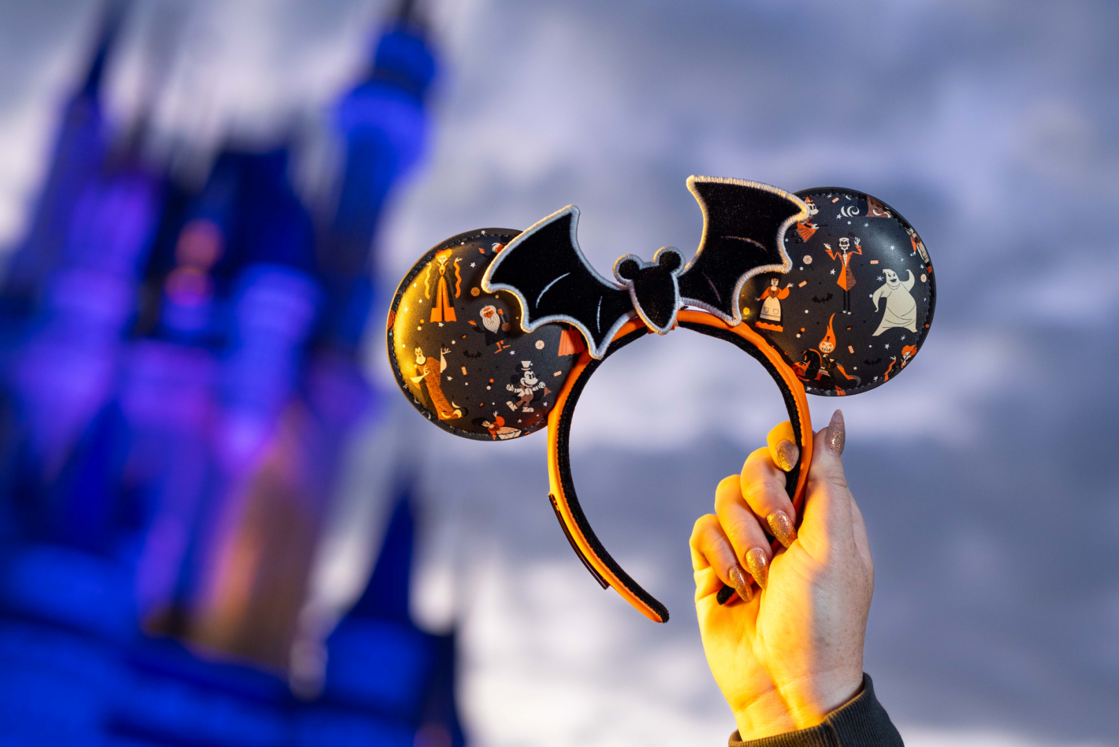 MickeysNotSoScaryHalloweenPartyEars1619x1080 | The Main Street Mouse Mickeys not so scary halloween party ears 1619x1080