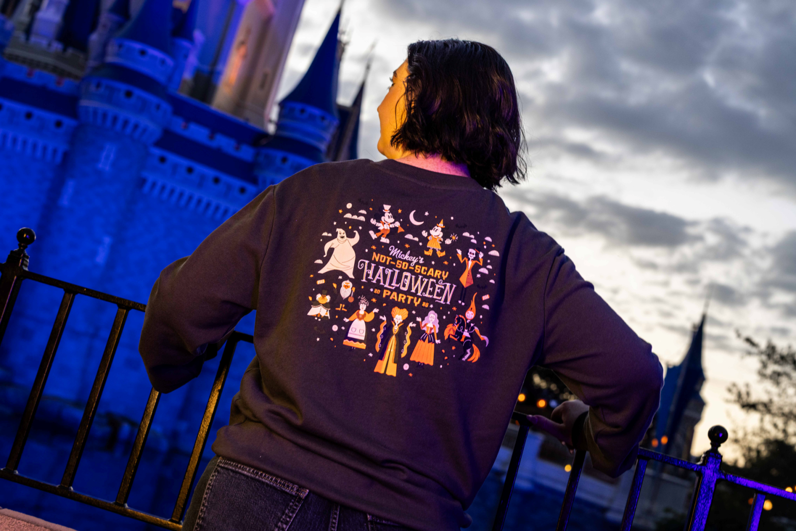 MickeysNotSoScaryHalloweenPartyLongSleeve1619x1080 | The Main Street Mouse Mickeys not so scary halloween party long sleeve 1619x1080