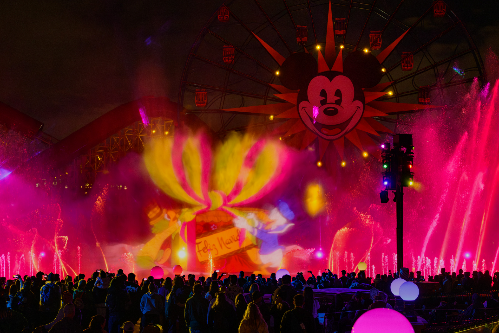 WorldofColorHolidays | The Main Street Mouse World of color holidays