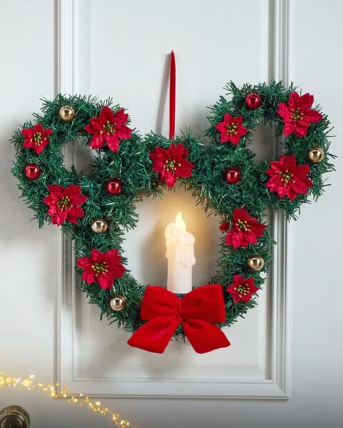 Disney Christmas wreath | The Main Street Mouse Disney Christmas Wreath