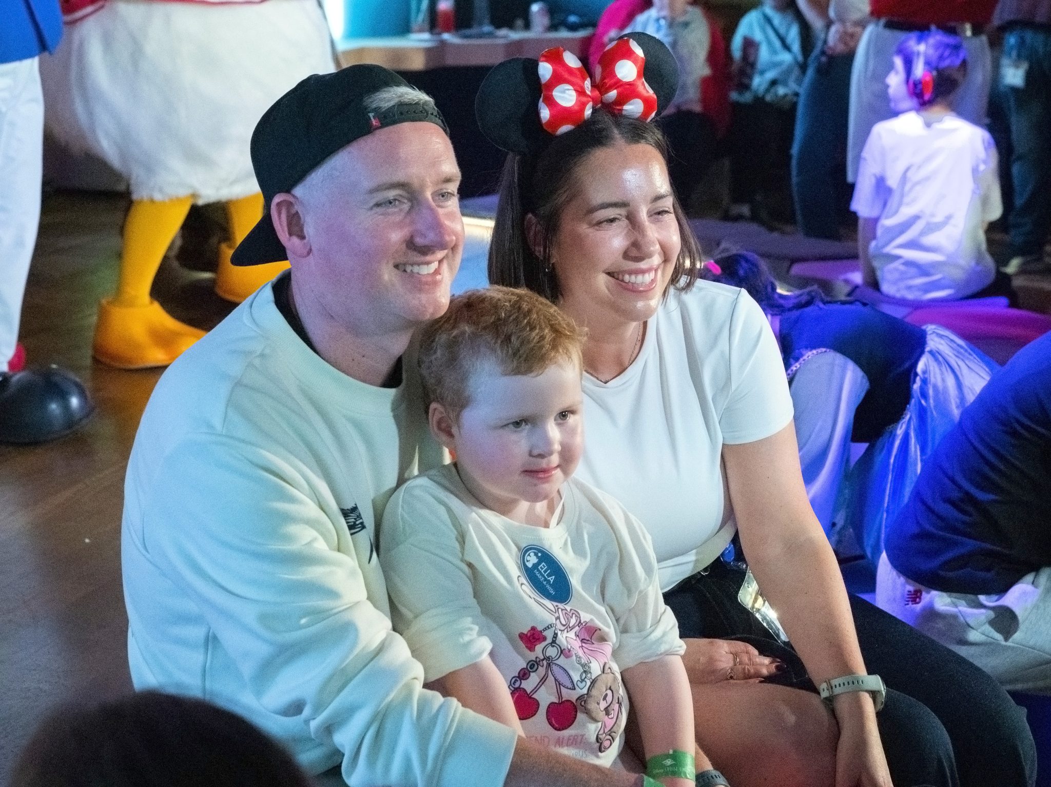 PHOTO3EllaandFamilyaDisneyWishinIreland2048x1535 | The Main Street Mouse Photo 3 ella and family a disney wish in ireland 2048x1535
