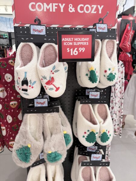 Spirit Christmas Winter Garden | The Main Street Mouse Spirit Christmas Winter Garden