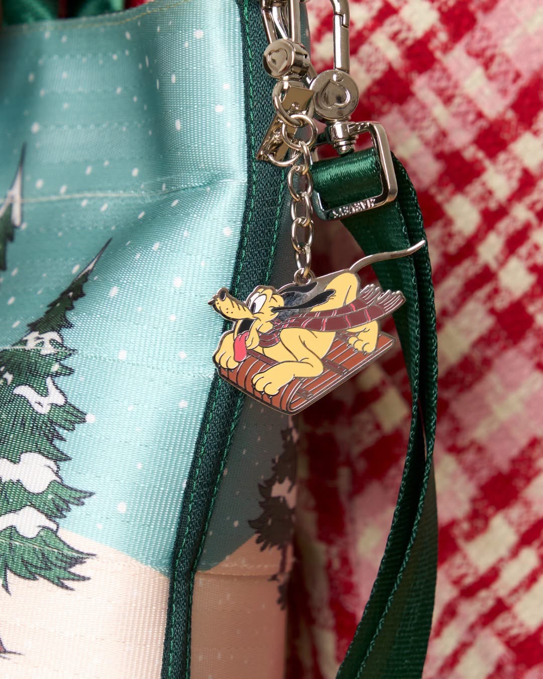 Harveys Pluto Zipper Charm | The Main Street Mouse Harveys Pluto Zipper Charm