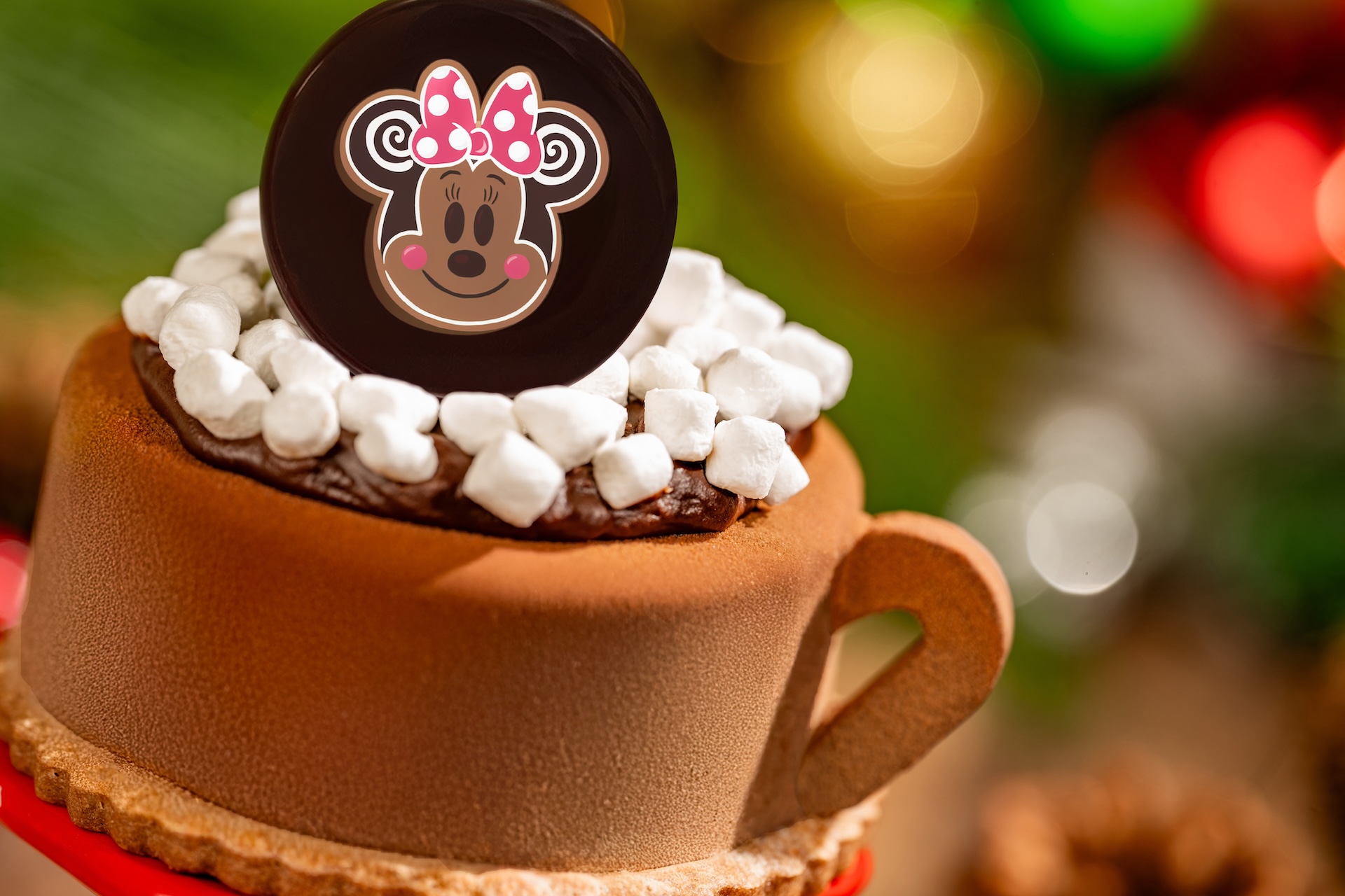 Minnie Cocoa Cake | The Main Street Mouse Minnie Cocoa Cake at Caseys Corner During Mickeys Very Merry Christmas Party
