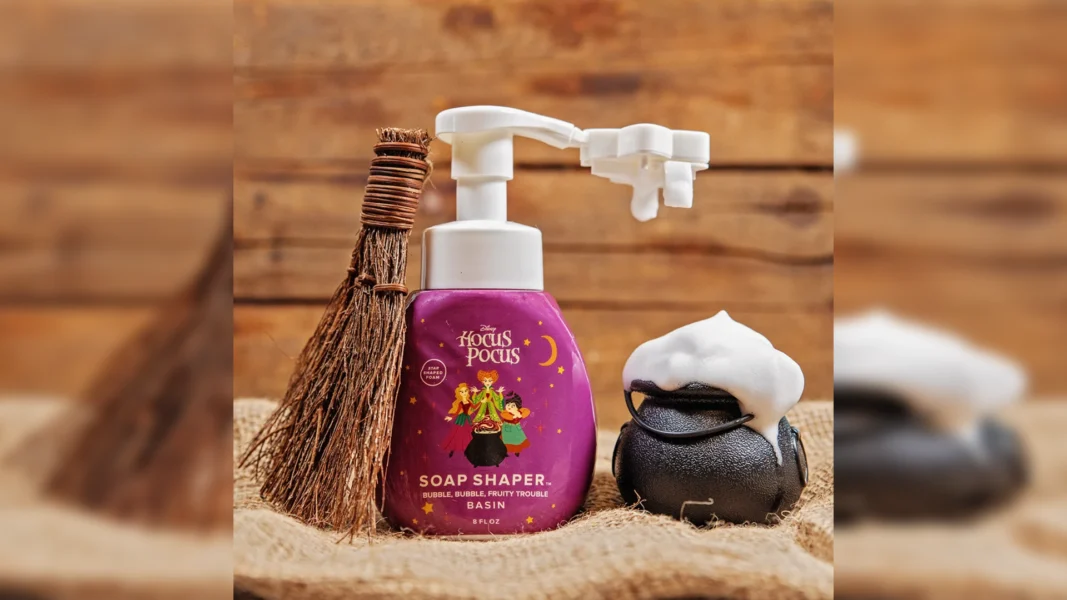 SoapShaperHocusPocusLifestyle4 | The Main Street Mouse Soapshaper hocuspocus lifestyle4
